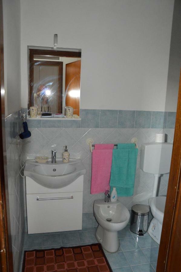 Bilocale Verde Umbria Montecastrilli Kültér fotó