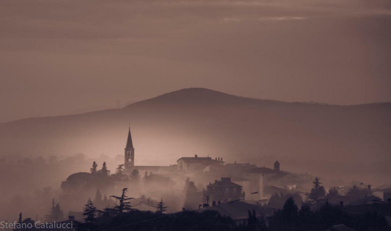 Bilocale Verde Umbria Montecastrilli Kültér fotó